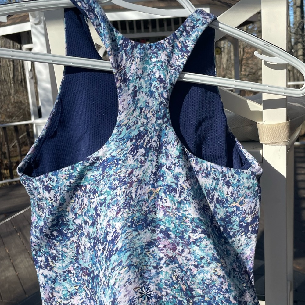 Multi colored kids running top